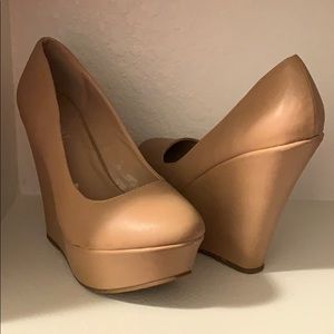 Tan Leather Pumps